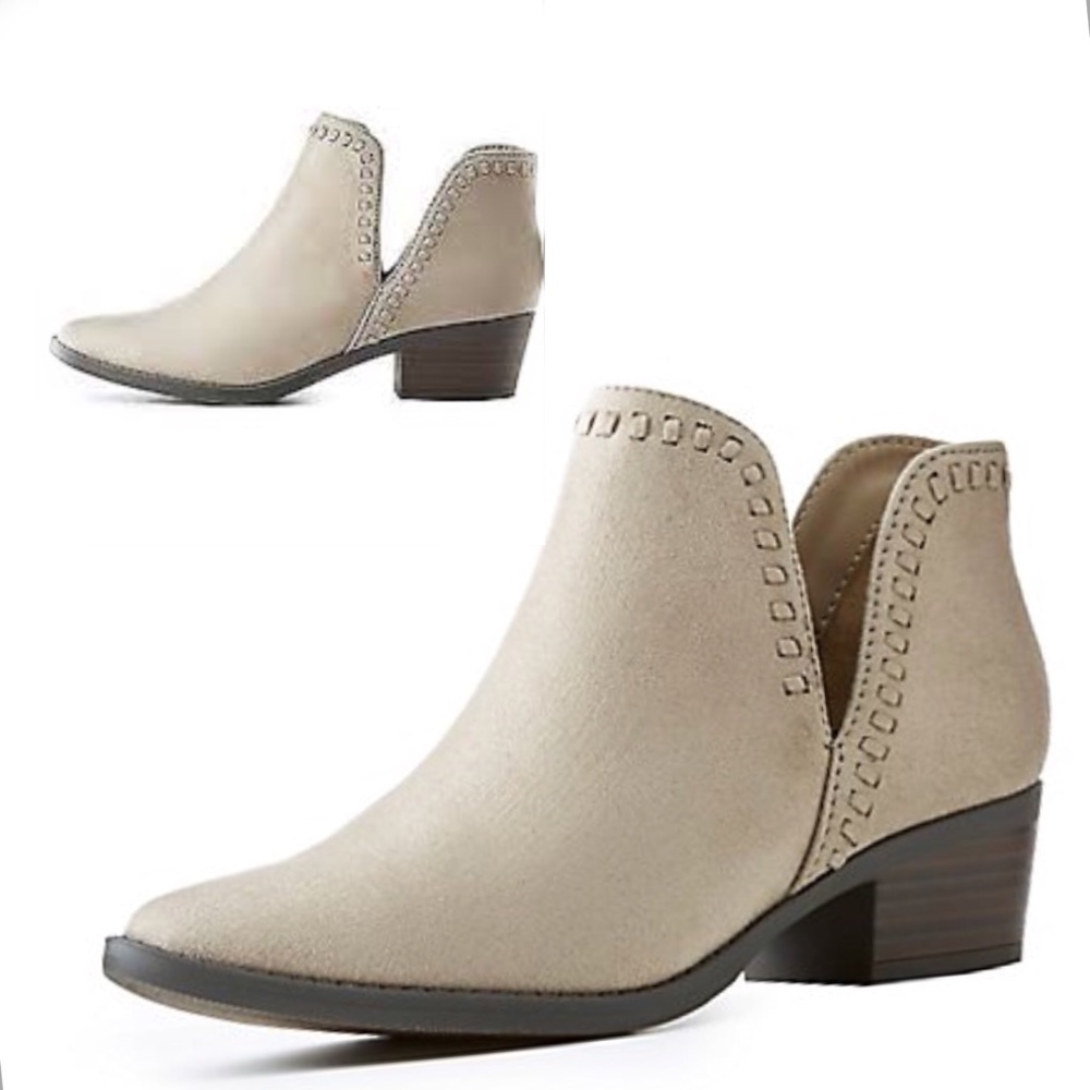 NWOB SODA cut out ankle boots - Picture 1 of 5